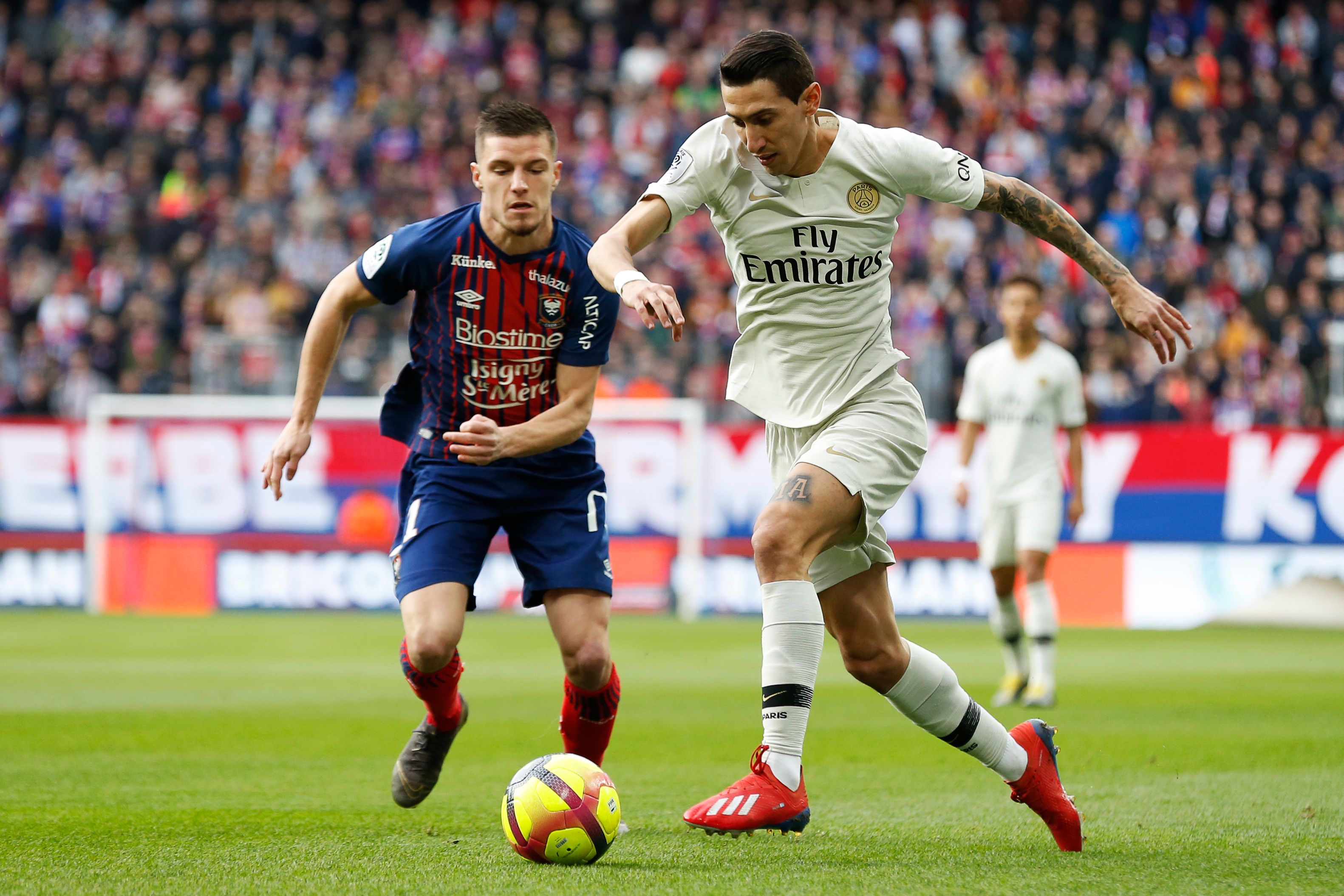 施蒂勒：下半场为何踢得这么差？我们根本没有跟上拜仁的节奏（施蒂勒反思下半场低迷：我们完全没跟上拜仁的节奏）