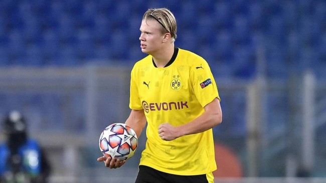 海纳：有一两家英超球队曾对孔帕尼有意，但我们是拜仁慕尼黑（海纳：一两家英超队曾追逐孔帕尼，但我们是拜仁慕尼黑）