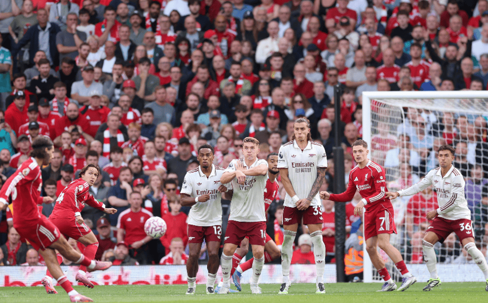 罗尔费斯：药厂解雇滕哈格不因为成绩，是因看不到成功的信念（罗尔费斯：药厂辞退滕哈格并非战绩所致，而因看不到通往成功的信念）