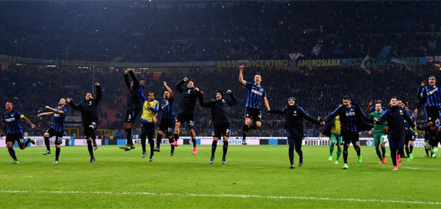 邮报：曼联与92班的关系很微妙，有时候较好有时候很差