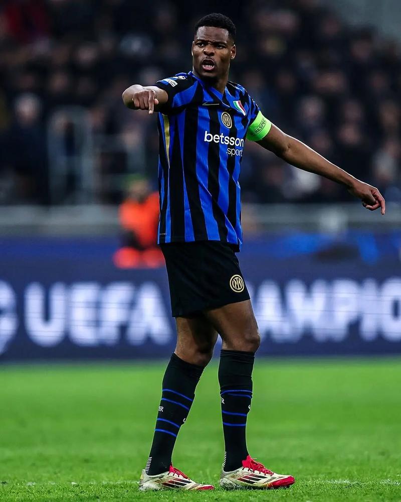 罗马锋线连续发威提升胜率