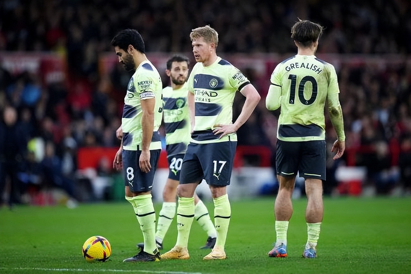 弗里克：我们今天的传球失误太多了；也许阿劳霍不该那样放铲（弗里克：今日传球失误偏多，阿劳霍那次铲球或许不该）