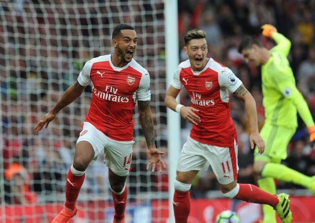 邮报：消息人士怀疑利物浦不再报价是怂了，并在吊着伊萨克（邮报：消息源称利物浦被疑示弱暂停报价，并继续观望伊萨克）