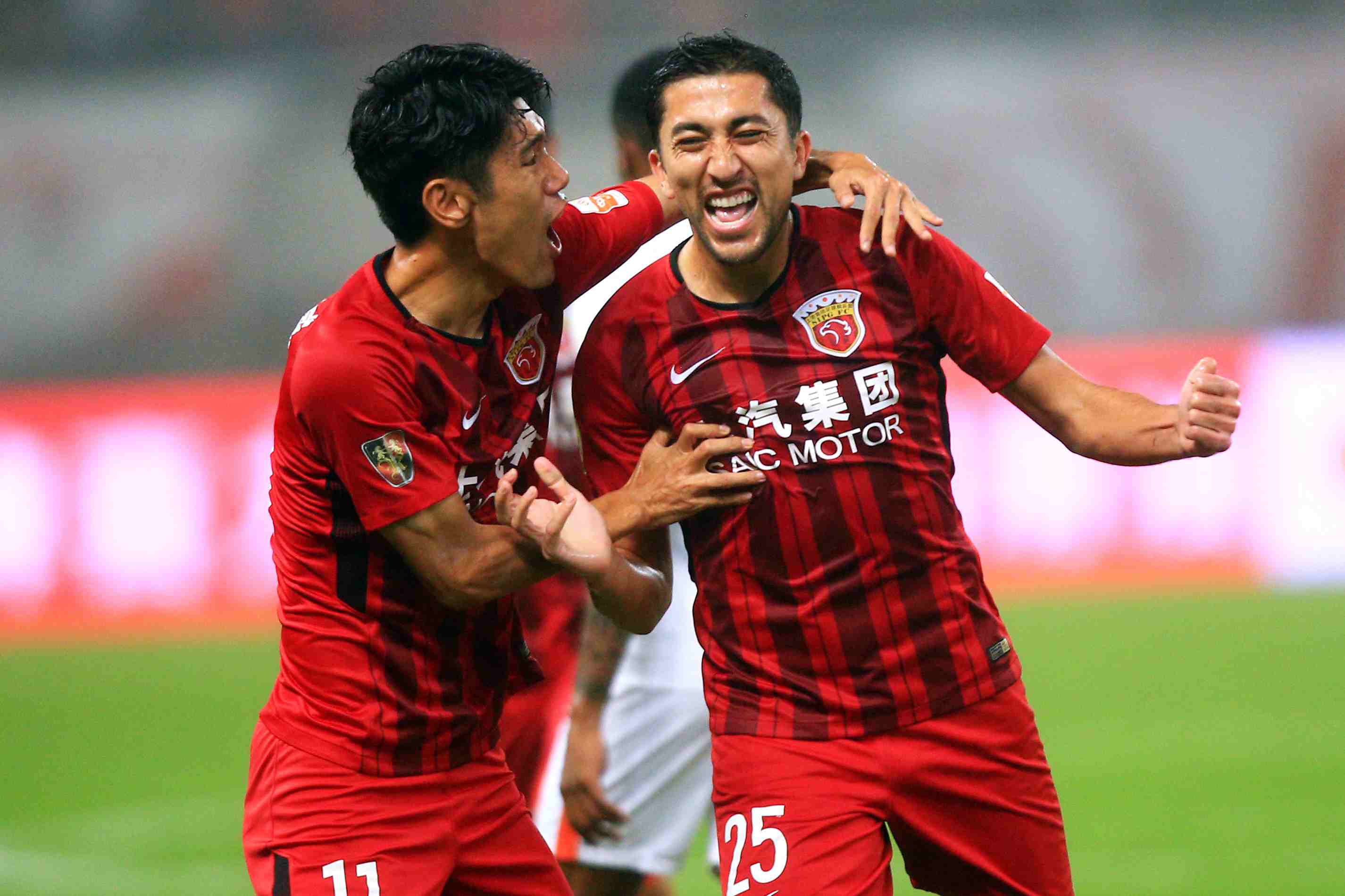 21世纪戴帽的巴萨球员：梅西48次断档领先，莱万4次跻身前五（21世纪巴萨帽子戏法榜：梅西48次领跑，莱万4次跻身前五）