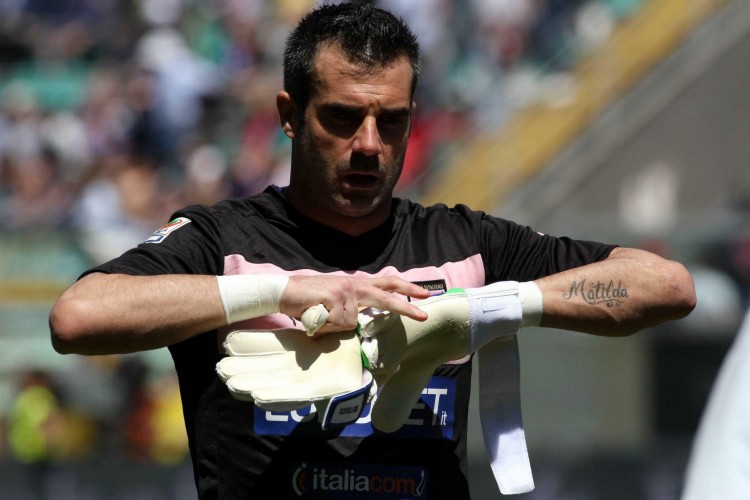 中超：北京国安3-2击败深圳队（中超焦点战：北京国安3比2力克深圳队）