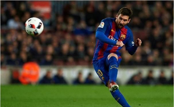 爱德华兹全场0失误！芬奇：把球扔向篮筐，那就不会失误了（爱德华兹整场零失误！芬奇打趣：把球往篮筐一扔，就没有失误了）