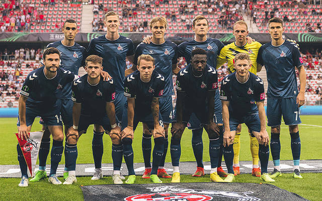 国际米兰攻守俱佳领跑意甲（国际米兰攻防兼备高居意甲榜首）