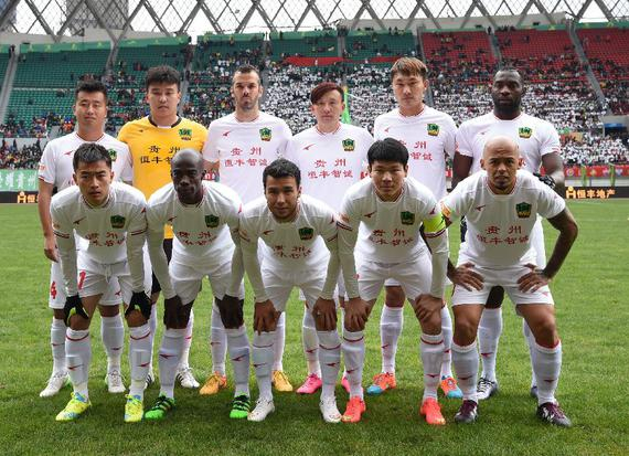 3-2！石川祐希9分+二连胜詹内利绝杀尼科洛夫21分难救主（詹内利绝杀助队3-2险胜！石川祐希9分收获二连胜，尼科洛夫砍21分仍无力回天）