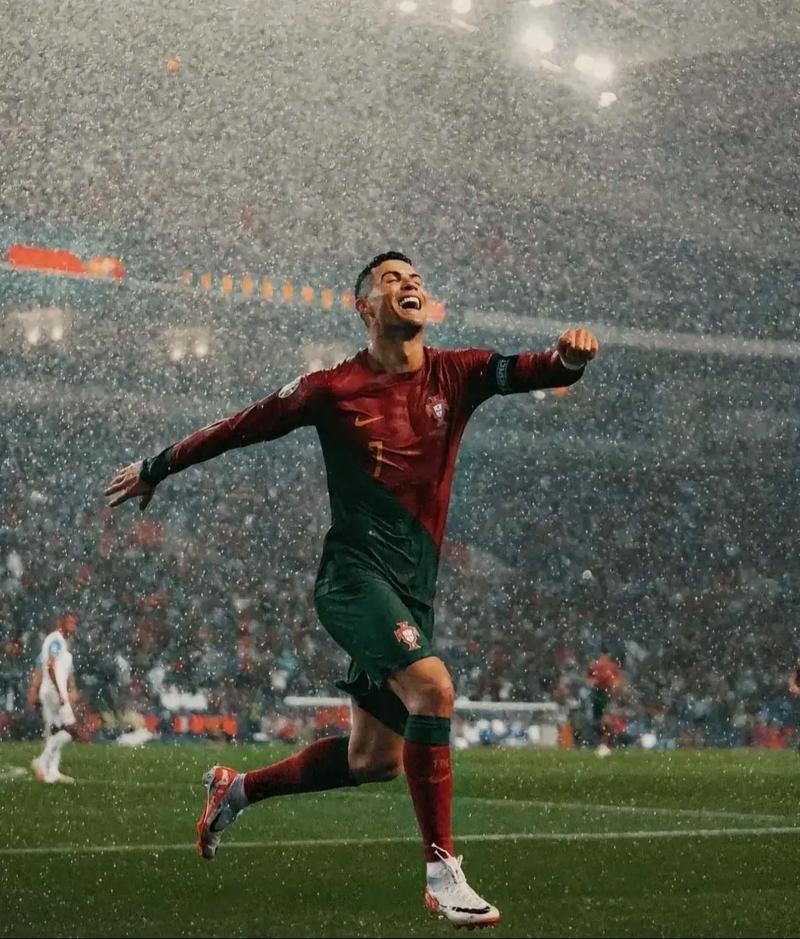 世体：拉什福德提升巴萨角球转化效率，但直接任意球仍需努力（世体：拉什福德助巴萨角球效率上扬，直接任意球仍有提升空间）