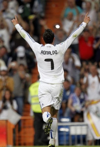 欧冠：利物浦3-2击败国际米兰（欧冠：利物浦3-2险胜国际米兰）